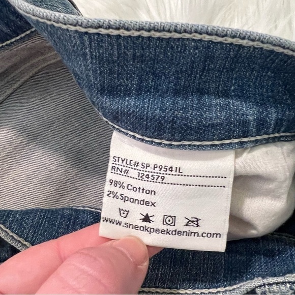 Sneak Peek Straight Leg Jean Medium wash - Picture 11 of 11